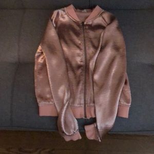 PqLA girls pullover button down (size 10-12)